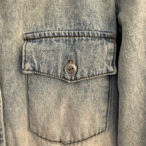 Vintage Outlaw Denim Shirt Women's Small USA Made Light Wash Western Jean Top - Picture 7 of 12